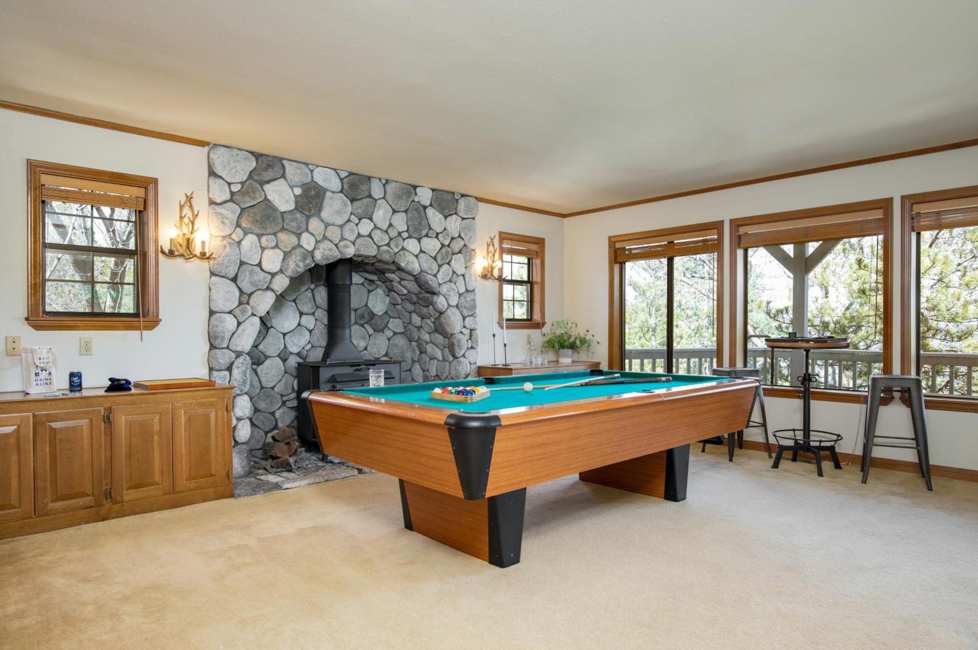 Pollock By Avantstay Stunning Views W Movie Room Hot Tub Game Room Large Balcony Lake Arrowhead Esterno foto